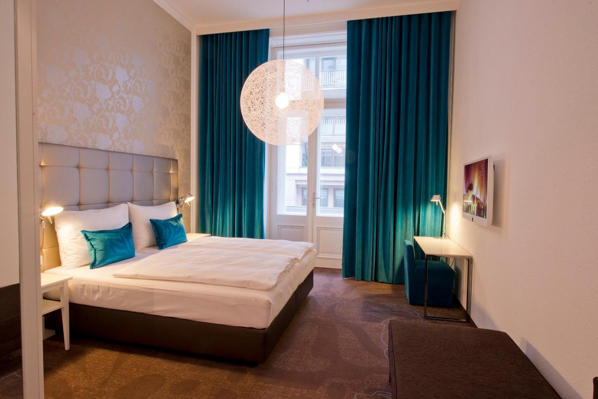 One Wien-staatsoper 3* Wiedeń